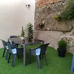Casa Del Patio بيت للعطل