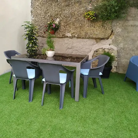 Hébergement de vacances Casa Del Patio *